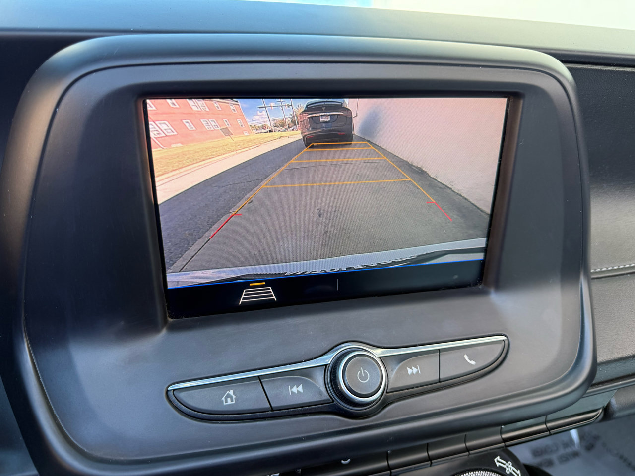 Used 2020 Chevrolet Camaro LT image 13