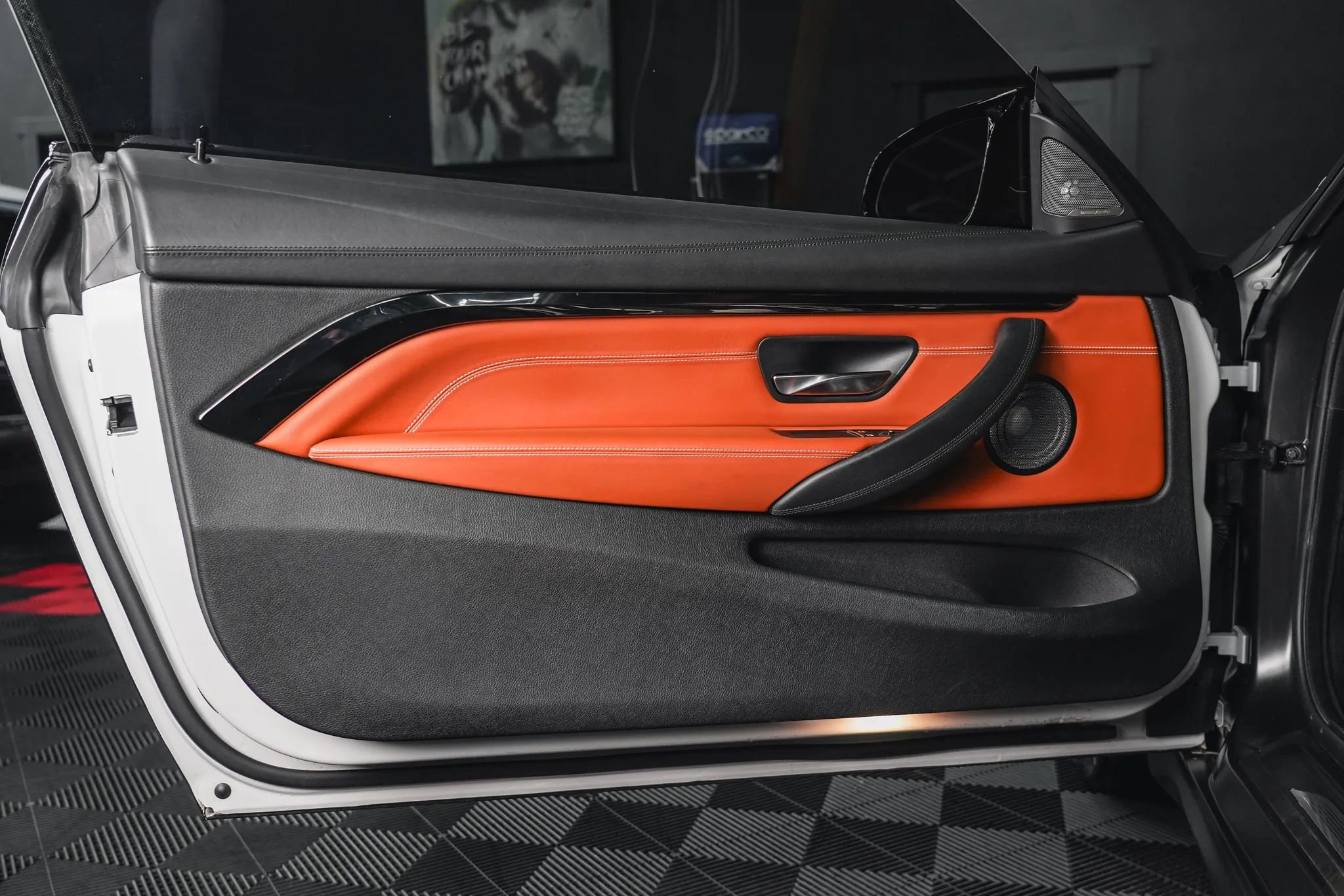 Used 2019 BMW M4 Coupe w/ Competition Package image 34