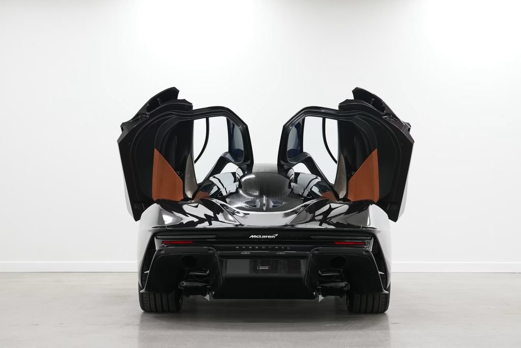 Used 2020 McLaren Speedtail RWD image 36