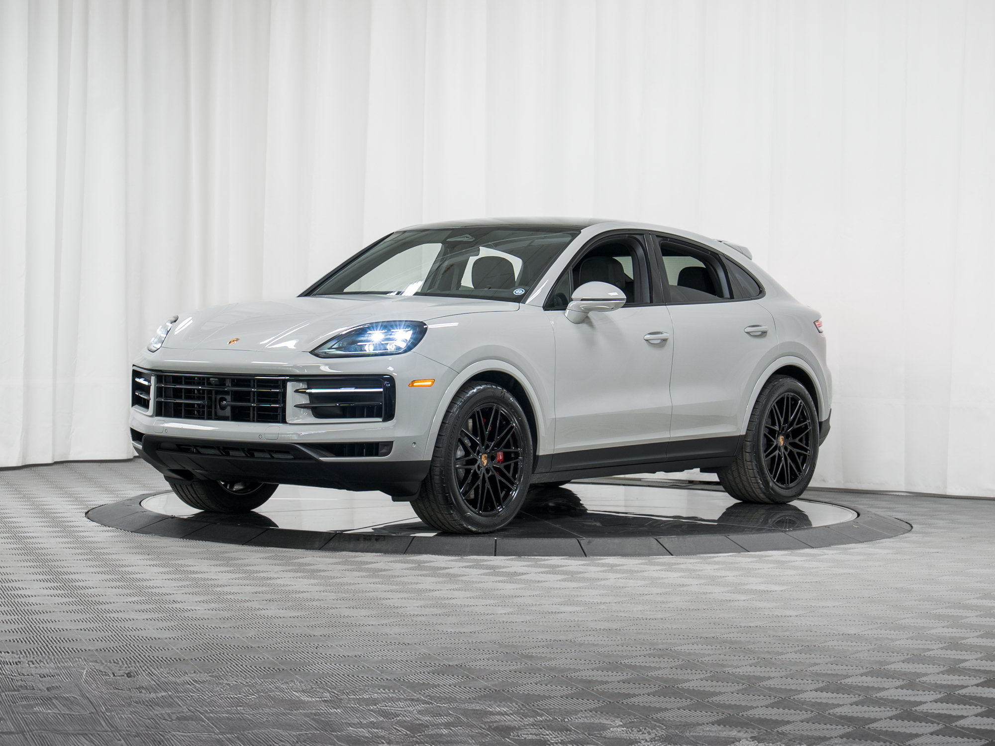 New 2026 Porsche Cayenne S AWD/4WD image 30