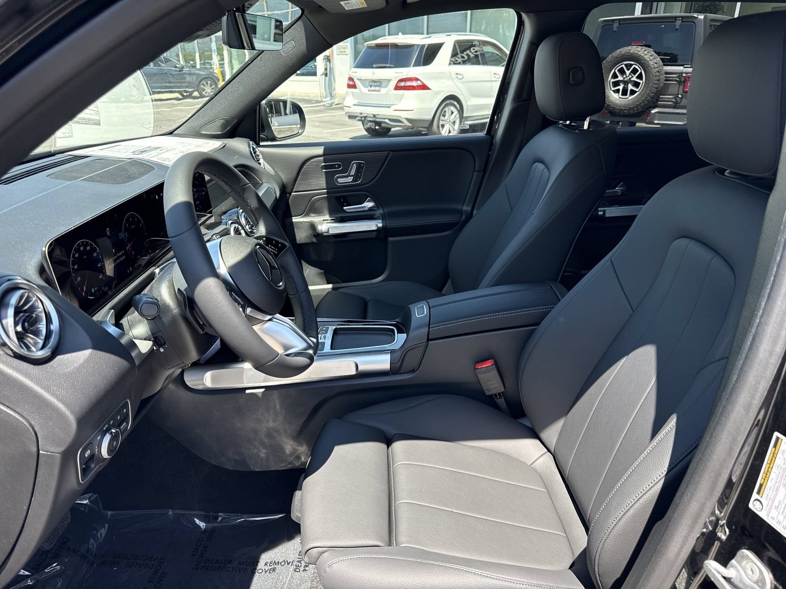 Used 2026 Mercedes-Benz GLB 250 image 10