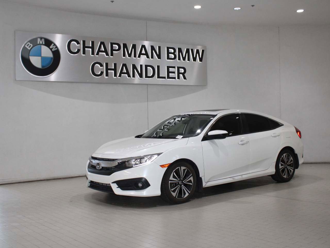 Used 2018 Honda Civic EX-L image 1