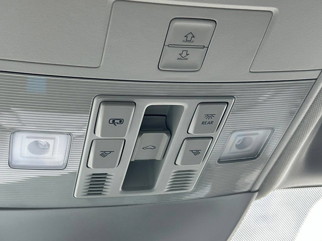 New 2026 Volkswagen Taos SE w/ Panoramic Sunroof Package FWD image 41