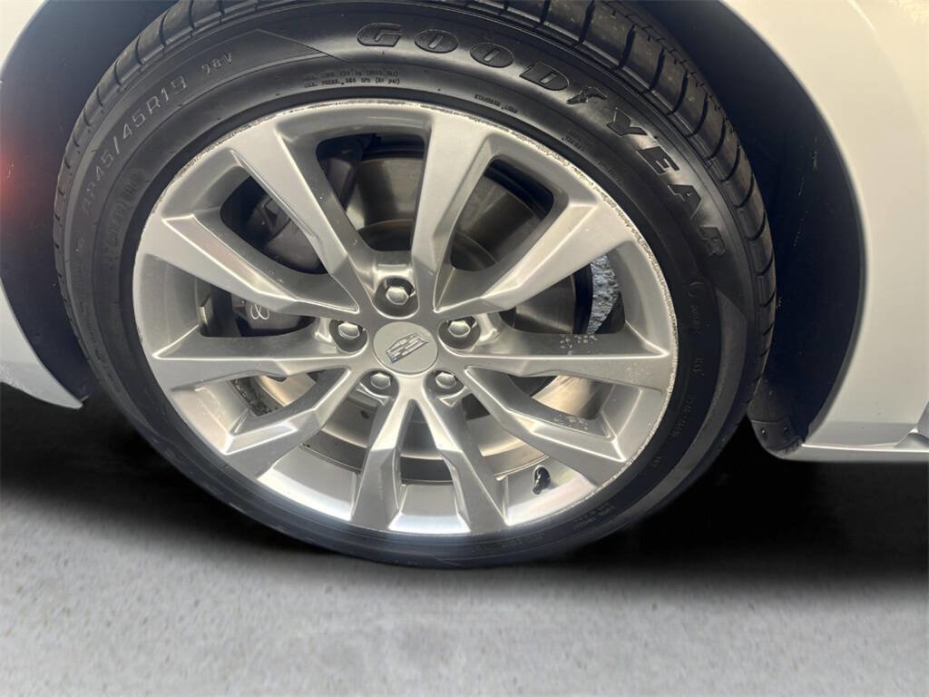 Used 2016 Cadillac XTS Luxury image 11