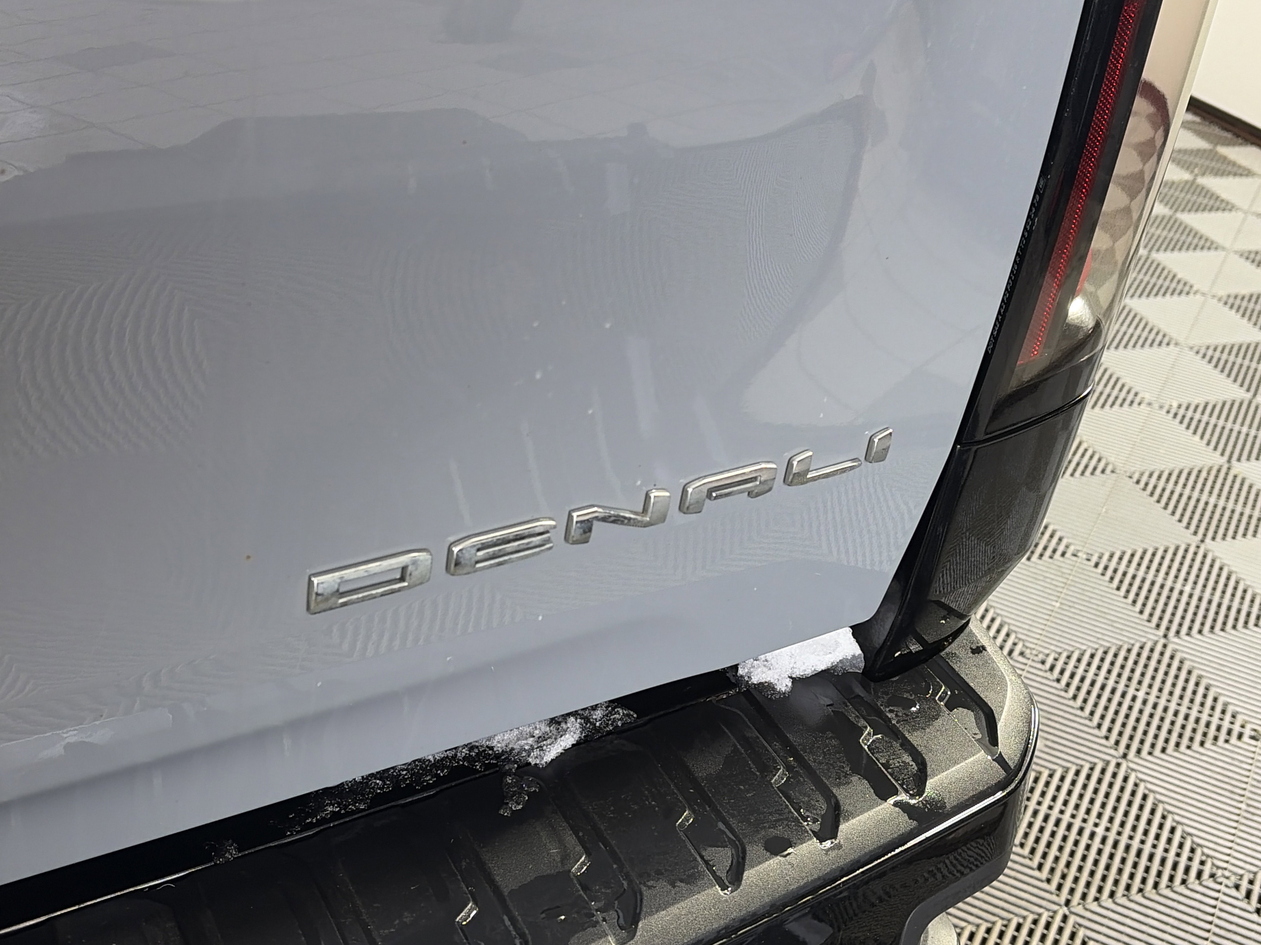 Certified 2024 GMC Sierra EV Denali image 17