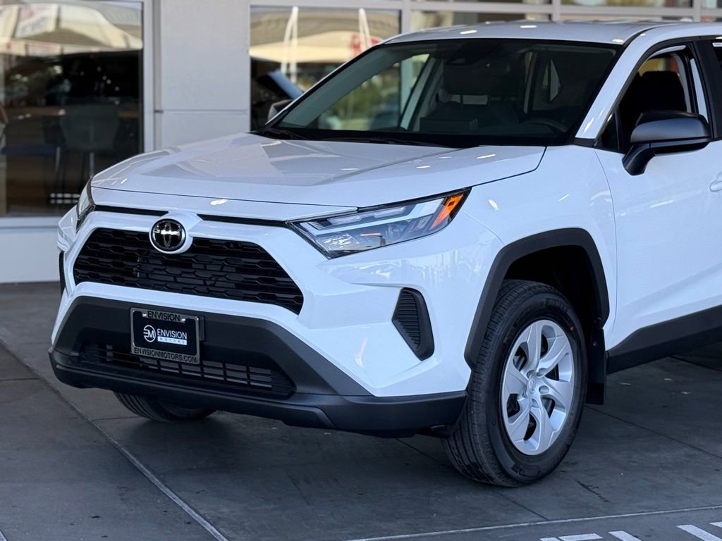 New 2025 Toyota RAV4 LE image 3