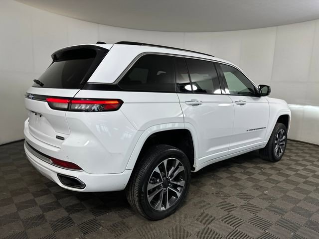Used 2023 Jeep Grand Cherokee Overland image 3
