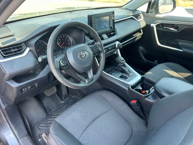 Used 2021 Toyota RAV4 XLE AWD/4WD image 24