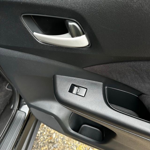 Used 2013 Honda CR-V EX image 17