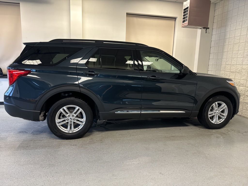 Used 2023 Ford Explorer XLT w/ Equipment Group 202A image 24