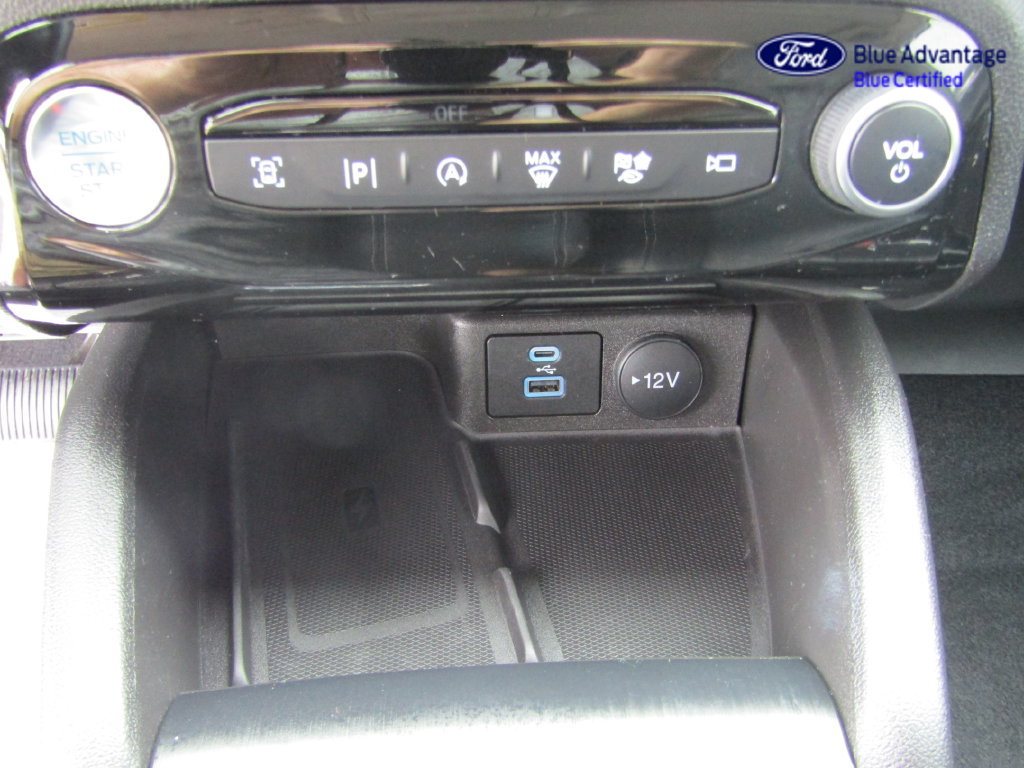 Used 2023 Ford Escape Platinum AWD/4WD image 28