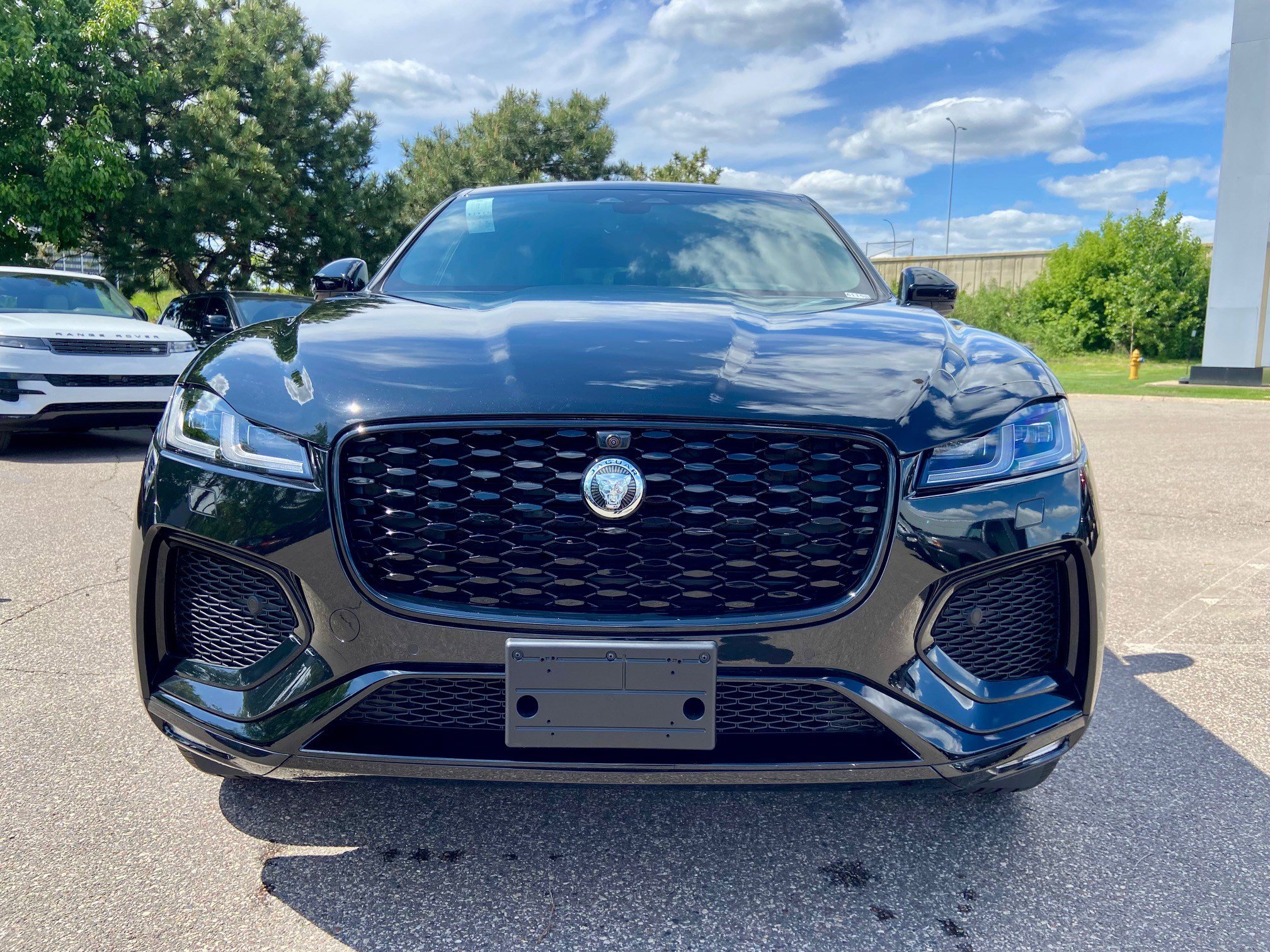 New 2026 Jaguar F-PACE R-Dynamic S image 8