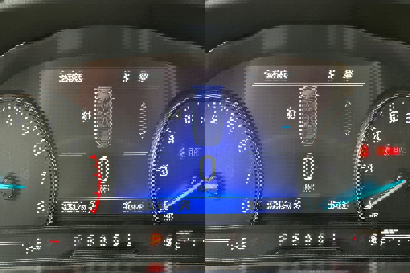 Used 2023 Ford Explorer XLT w/ Equipment Group 202A image 25