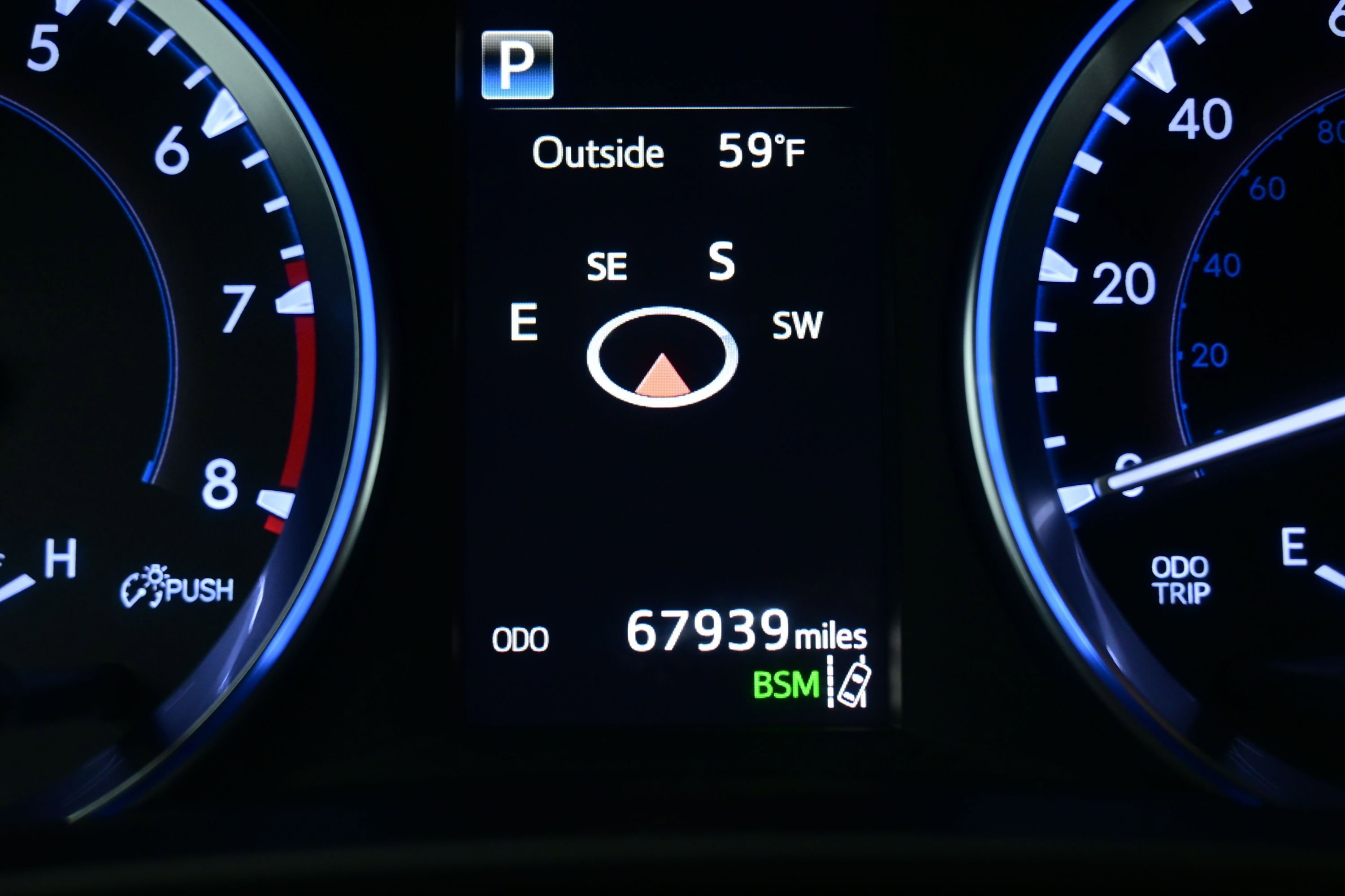 Used 2019 Toyota Highlander XLE AWD/4WD image 27