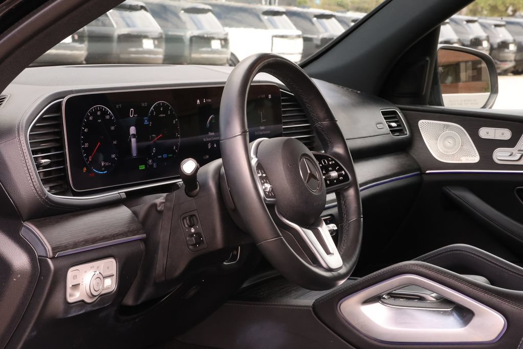 Used 2021 Mercedes-Benz GLS 450 4MATIC image 14