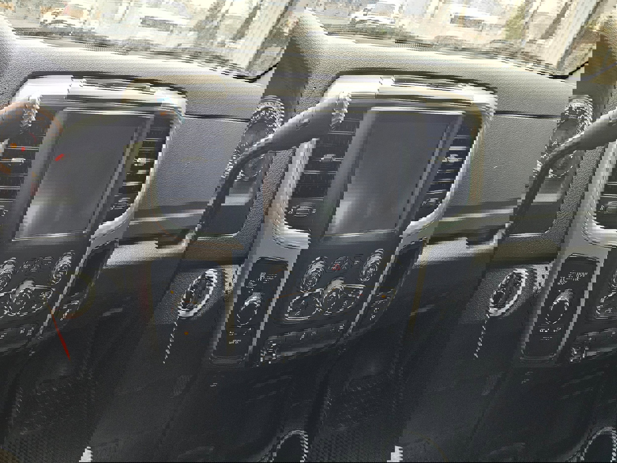 Used 2013 RAM 2500 Power Wagon w/ Luxury Group image 13