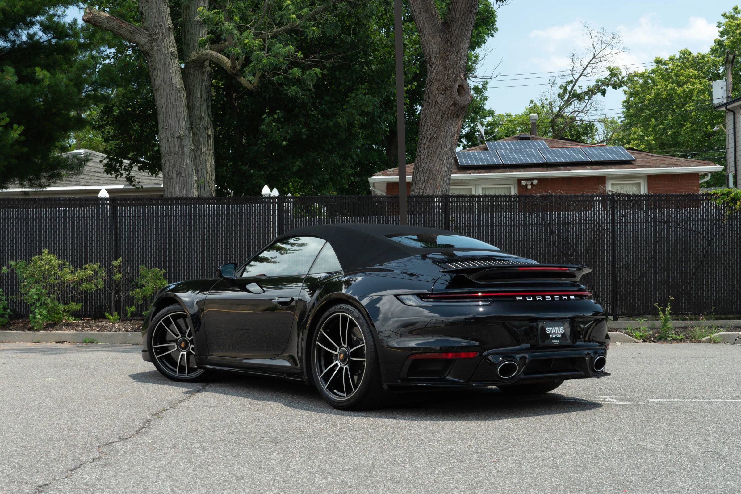 Used 2021 Porsche 911 Turbo image 43