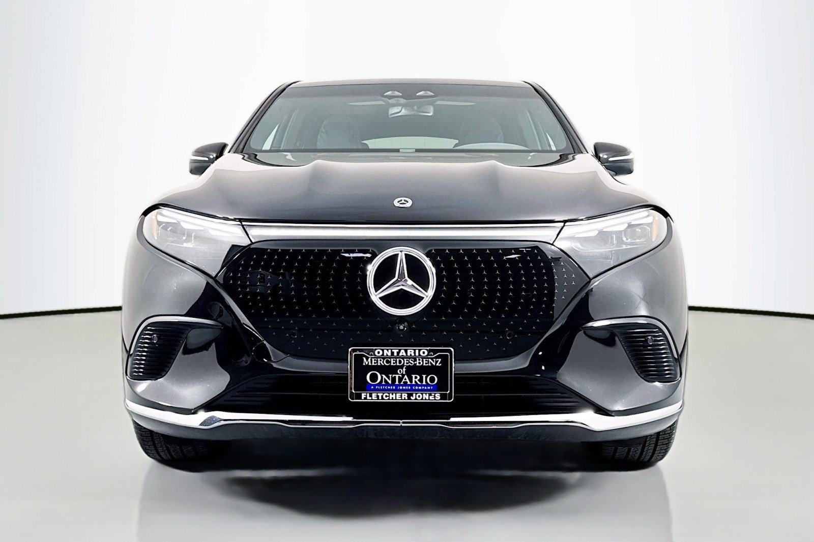 Certified 2025 Mercedes-Benz EQS 450+ 4MATIC SUV image 3