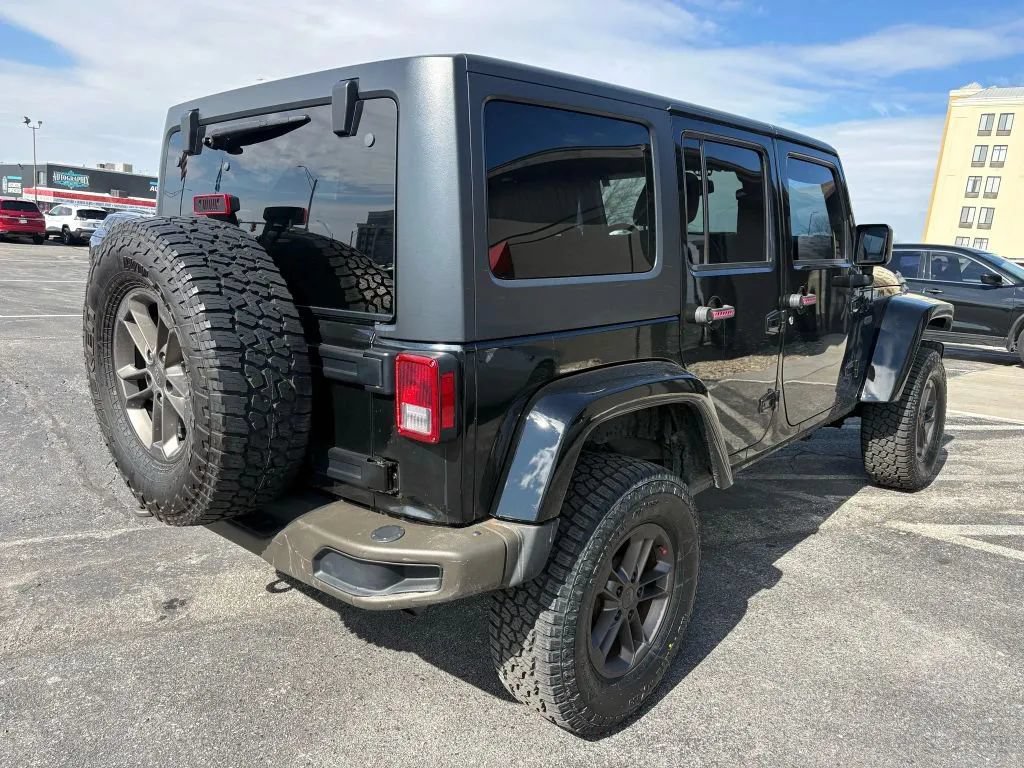 Used 2017 Jeep Wrangler Unlimited Sahara AWD/4WD image 5