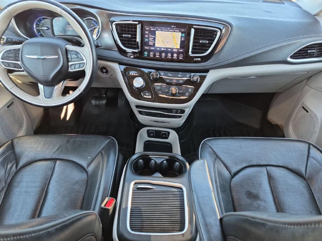 Used 2018 Chrysler Pacifica Limited w/ Advanced Safetytec Group FWD image 28