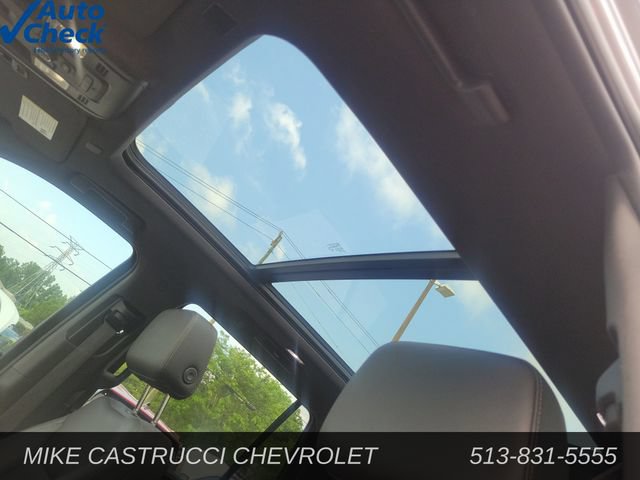 Used 2023 Chevrolet Tahoe Z71 w/ Z71 Off-Road Package AWD/4WD image 23