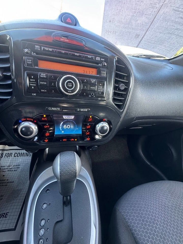 Used 2012 Nissan Juke SV image 17