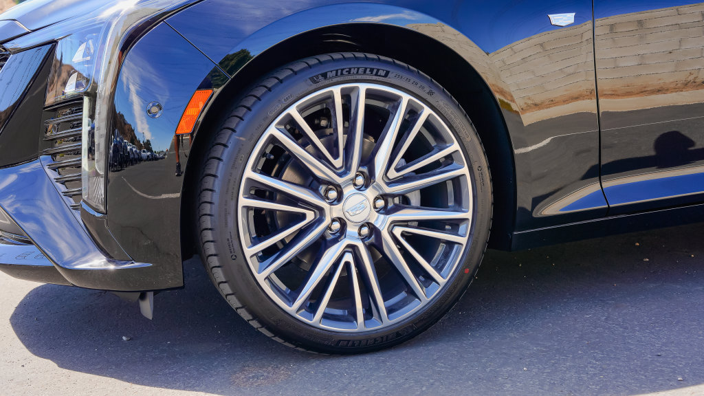 New 2026 Cadillac CT5 Premium Luxury w/ Technology Package AWD/4WD image 7