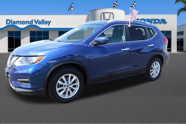 Used 2020 Nissan Rogue SV FWD image 3