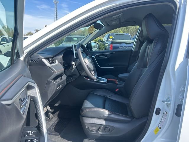 Used 2024 Toyota RAV4 Adventure image 15