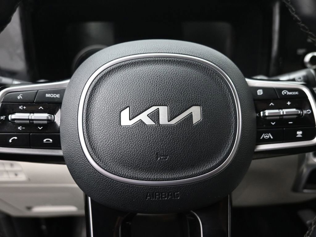 Used 2022 Kia Sorento SX image 15