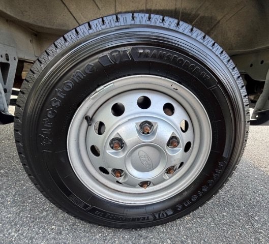 Used 2023 Ford Transit 250 Medium Roof AWD image 18