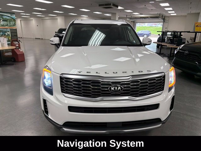 Used 2021 Kia Telluride EX w/ EX Premium Package FWD image 2