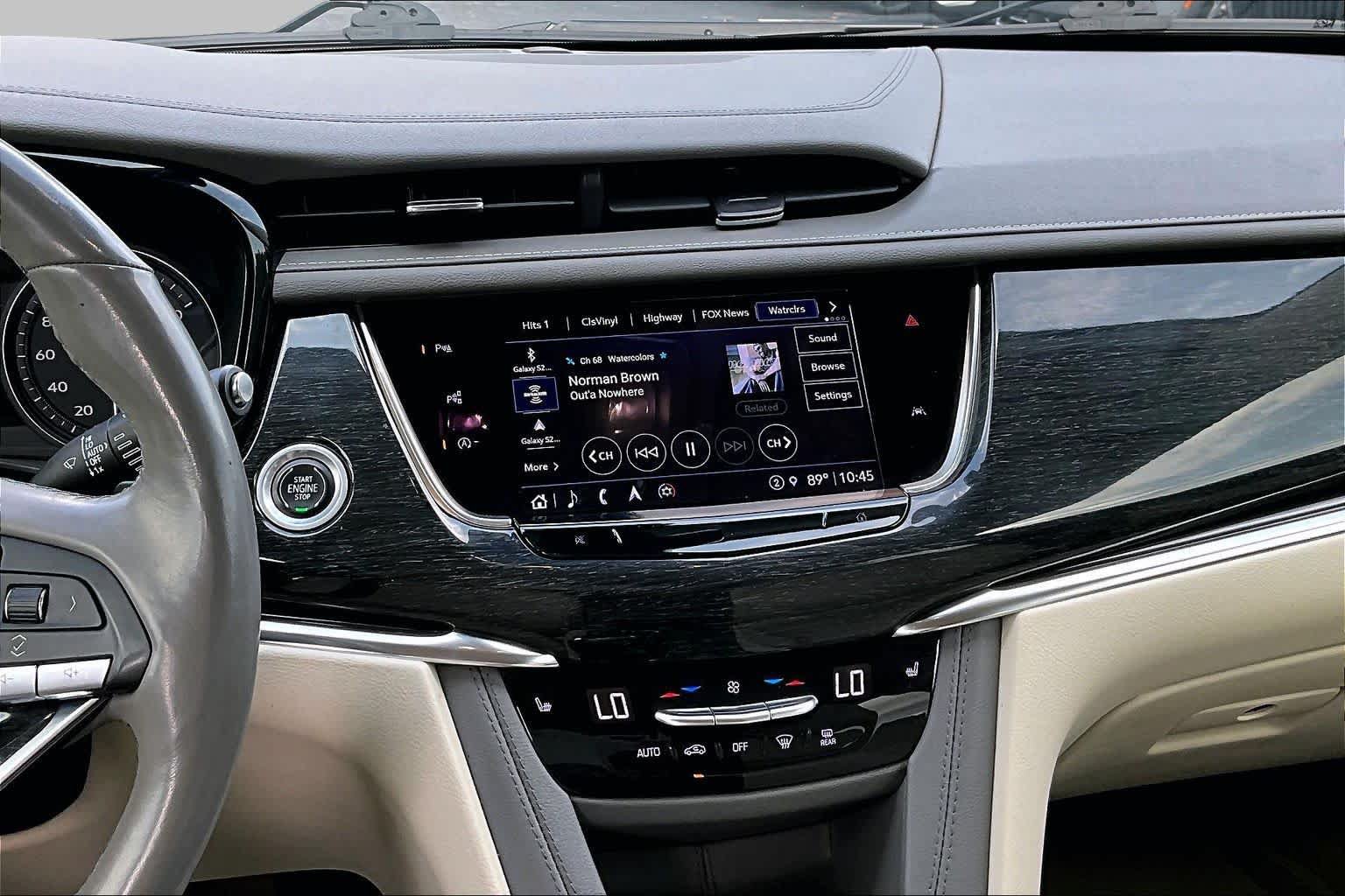 Used 2022 Cadillac XT6 Premium Luxury w/ Technology Package FWD image 7