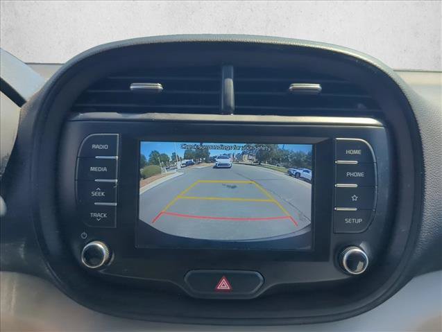 Used 2020 Kia Soul LX FWD image 19