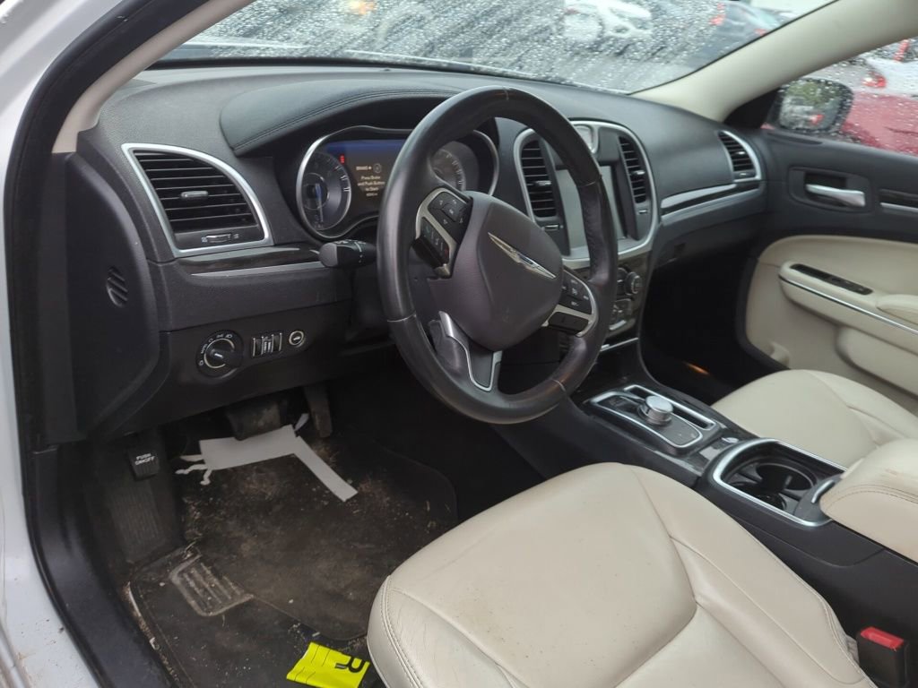 Used 2015 Chrysler 300 Limited AWD/4WD image 7