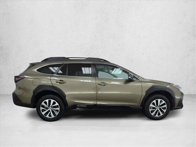 Used 2024 Subaru Outback Premium AWD/4WD video 4