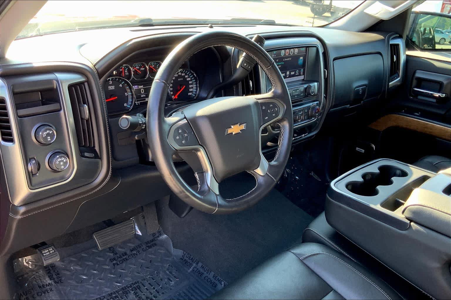 Used 2018 Chevrolet Silverado 1500 LTZ w/ Sport Package AWD/4WD image 17