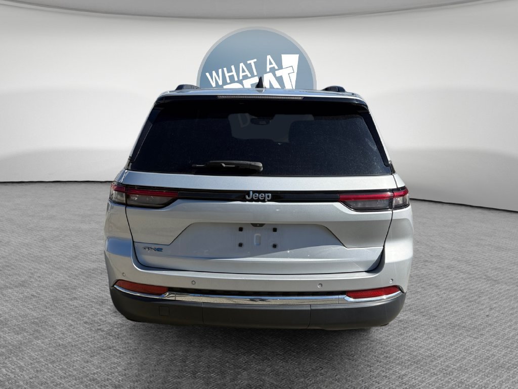 Used 2024 Jeep Grand Cherokee Limited 4xe AWD/4WD image 5