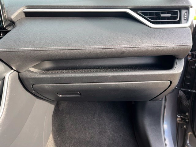 Used 2019 Toyota RAV4 LE w/ All Weather Liner Package AWD/4WD image 32