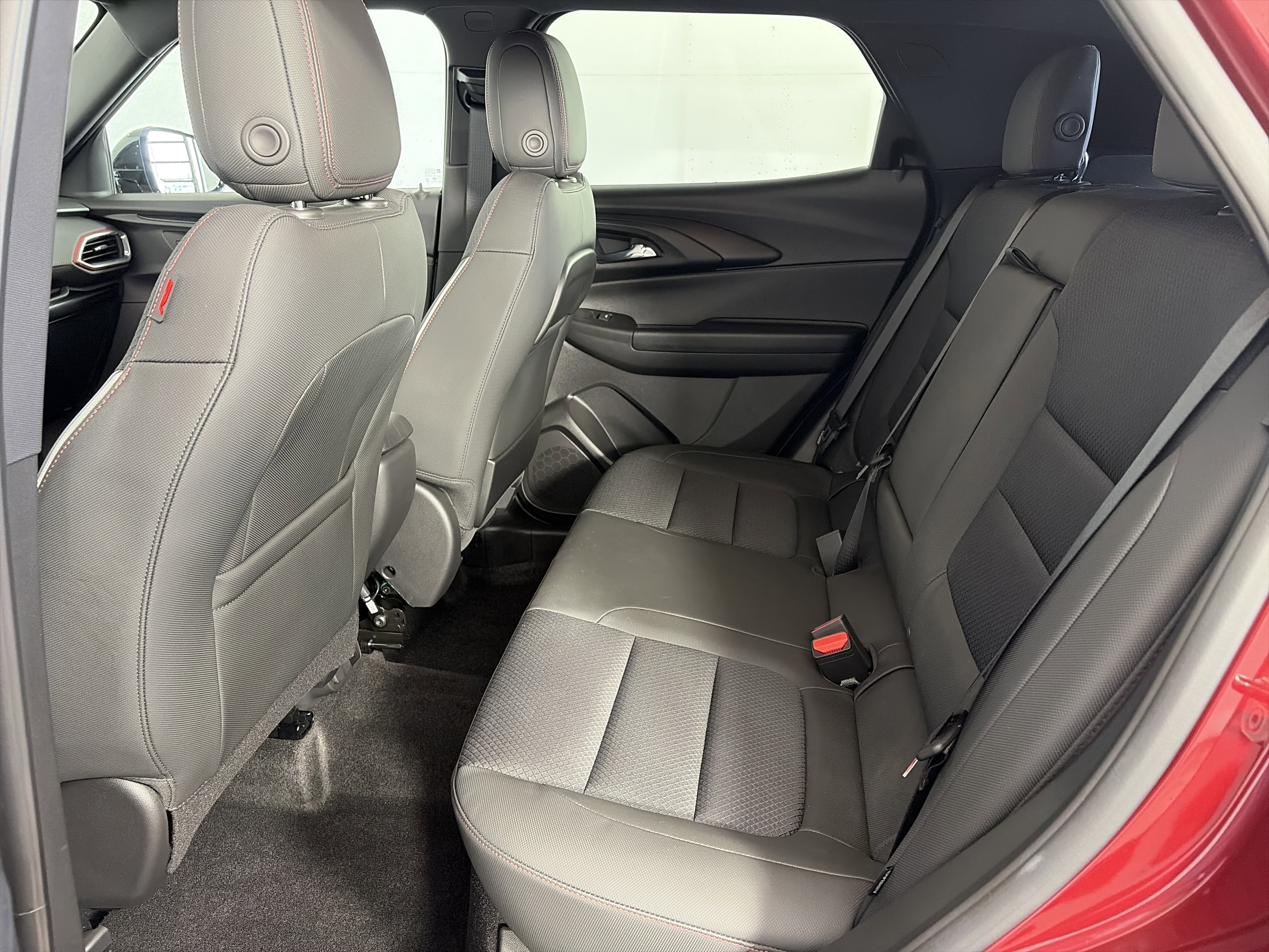 Certified 2023 Chevrolet TrailBlazer RS w/ Convenience Package image 7