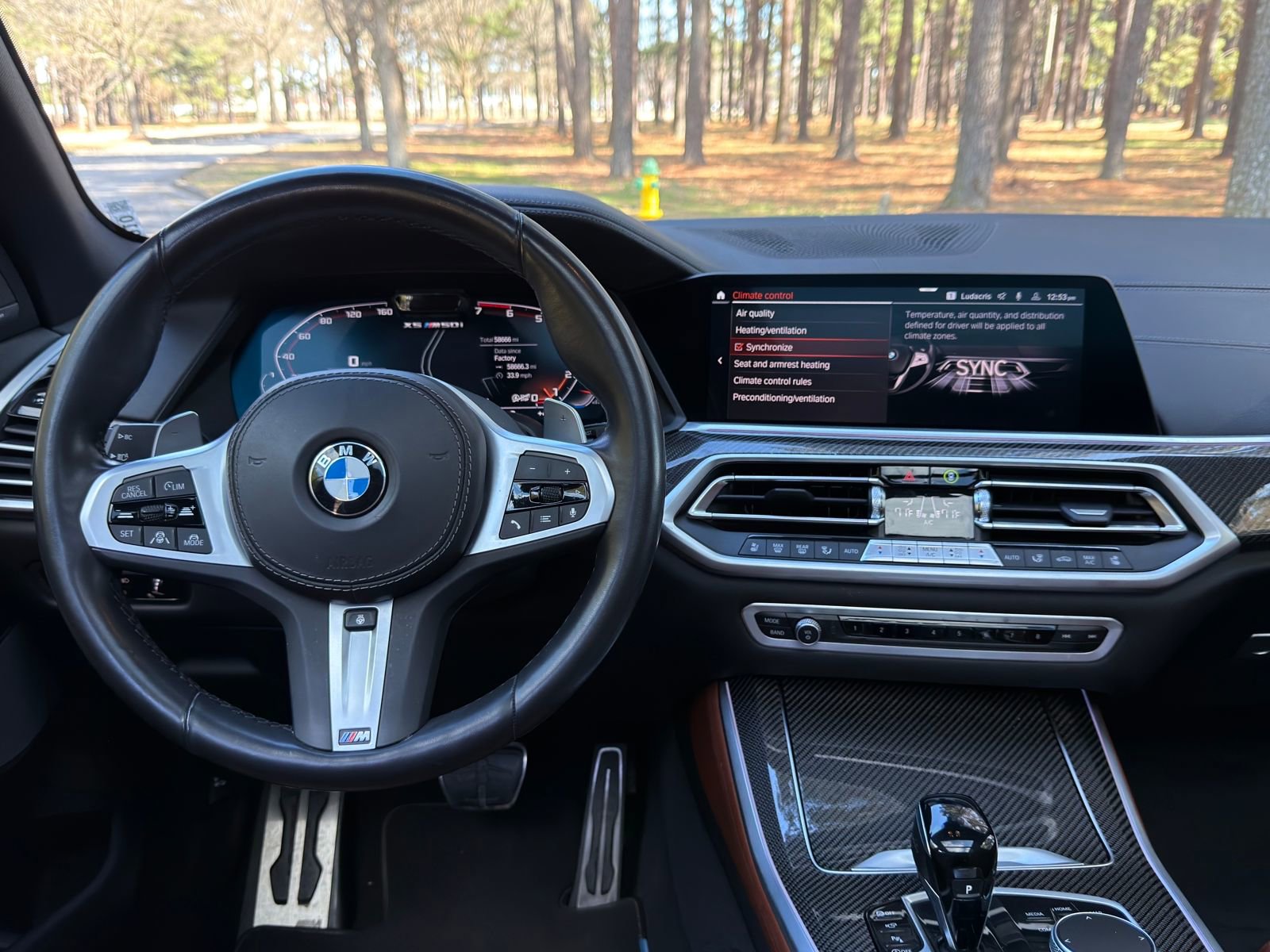 Used 2022 BMW X5 M50i image 3