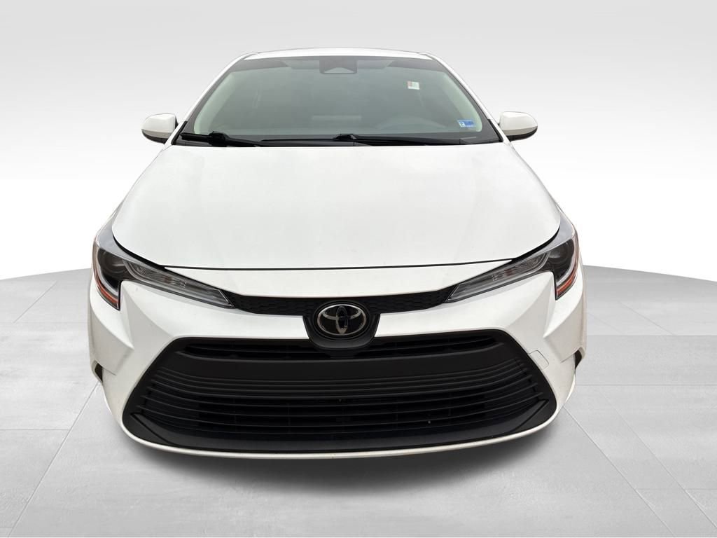 Used 2023 Toyota Corolla LE image 8