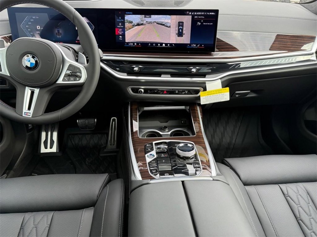 New 2026 BMW X7 M60i image 7