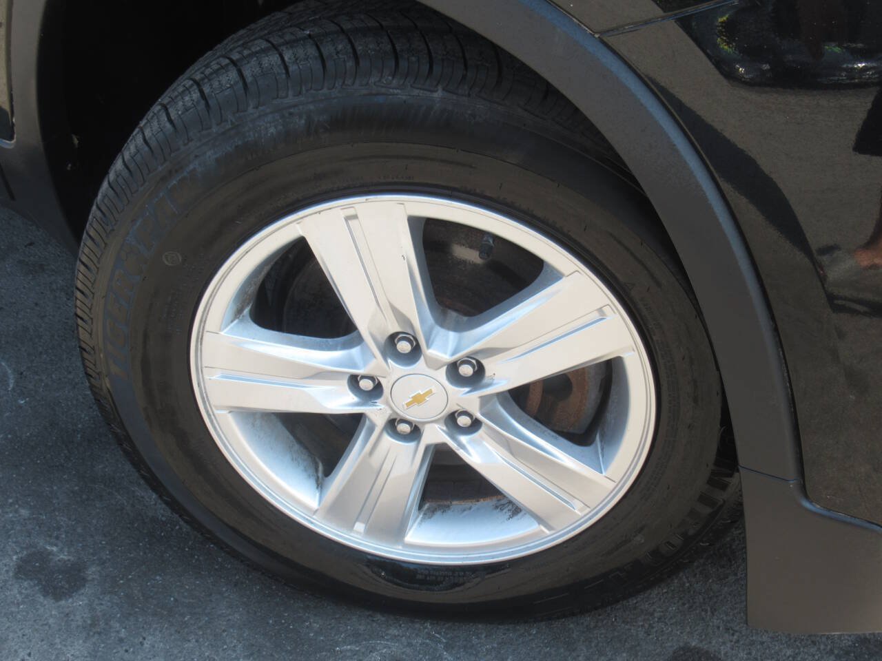 Used 2020 Chevrolet Trax LT w/ Sun & Sound Package AWD/4WD image 4