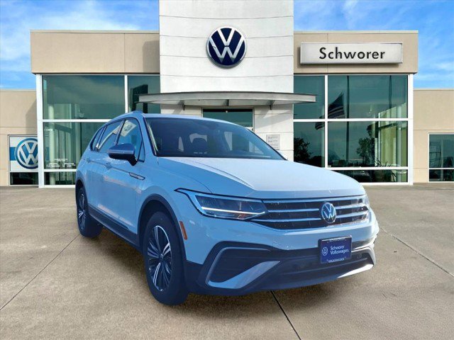 Used 2024 Volkswagen Tiguan Wolfsburg Edition image 6