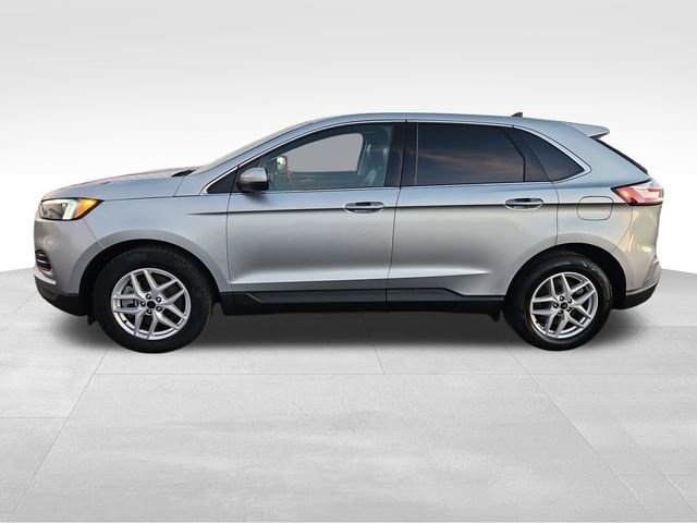 Used 2023 Ford Edge SEL image 4