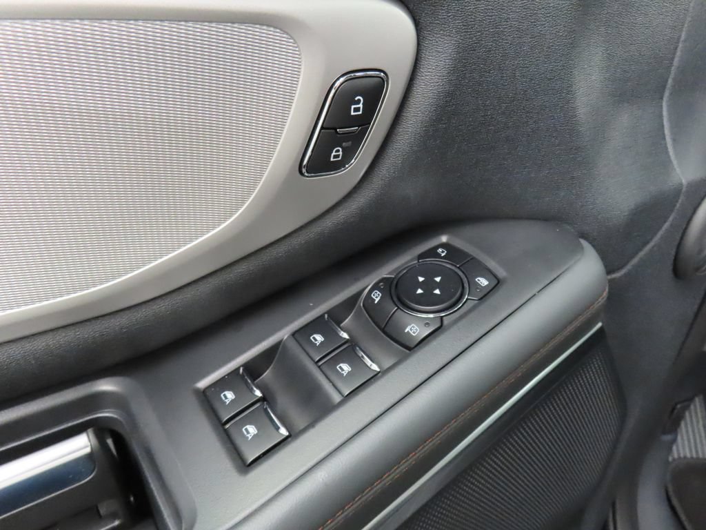 Used 2025 Ford Expedition Active AWD/4WD image 54