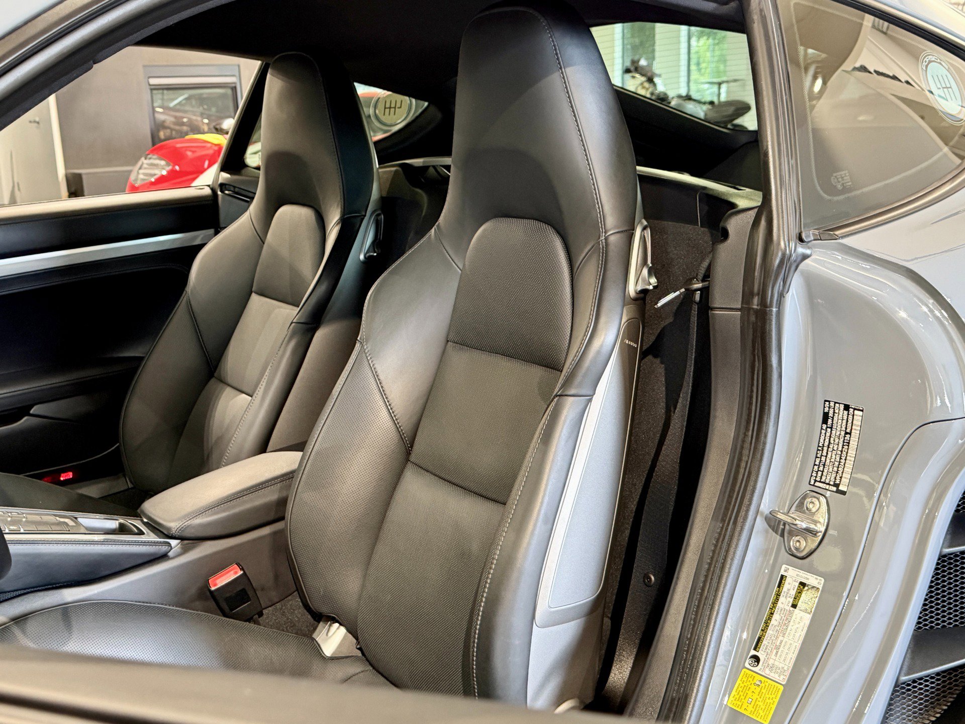 Used 2025 Porsche 718 Cayman S image 62