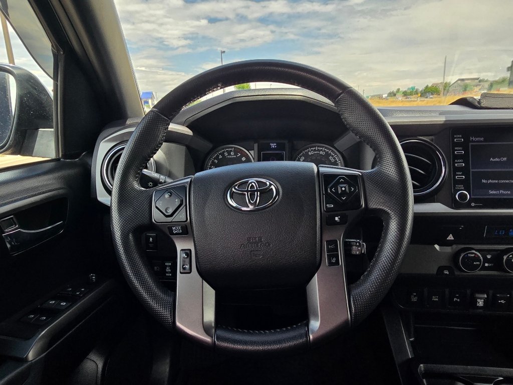 Used 2022 Toyota Tacoma TRD Sport w/ Technology Package RWD image 28