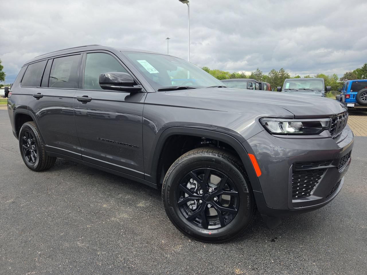 New 2026 Jeep Grand Cherokee L 4WD